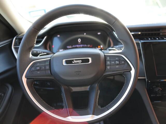2023 Jeep Grand Cherokee L Laredo 4x2