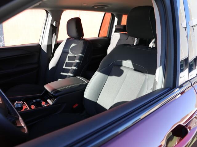 2023 Jeep Grand Cherokee L Laredo 4x2