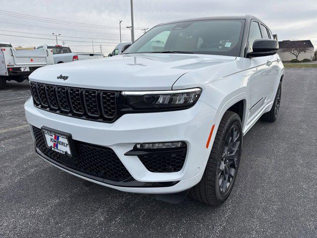 2025 Jeep Grand Cherokee GRAND CHEROKEE SUMMIT 4X4