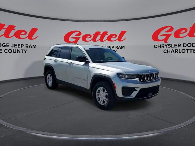 2025 Jeep Grand Cherokee GRAND CHEROKEE LAREDO 4X2