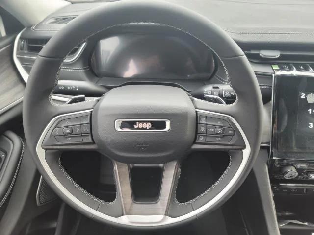 2025 Jeep Grand Cherokee GRAND CHEROKEE L ALTITUDE 4X4