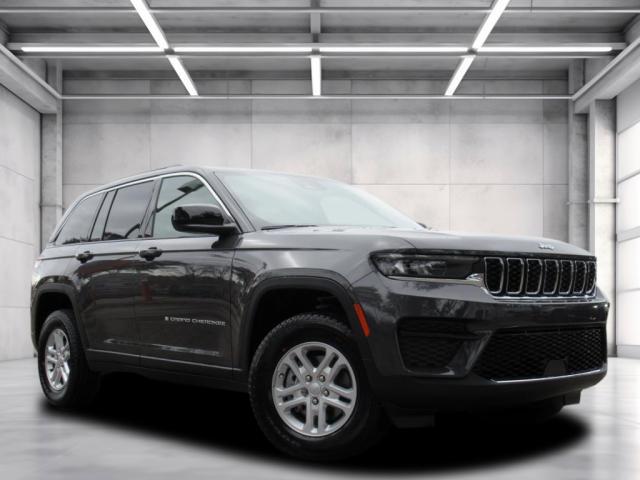 2025 Jeep Grand Cherokee GRAND CHEROKEE LAREDO 4X2