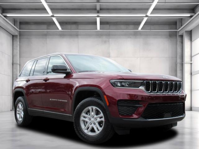 2025 Jeep Grand Cherokee GRAND CHEROKEE LAREDO 4X2