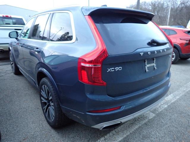 2020 Volvo XC90 T5 Momentum 7 Passenger