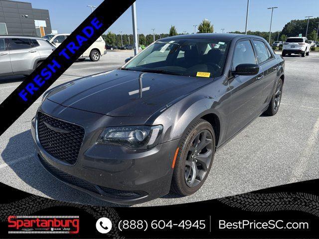 2020 Chrysler 300 Touring