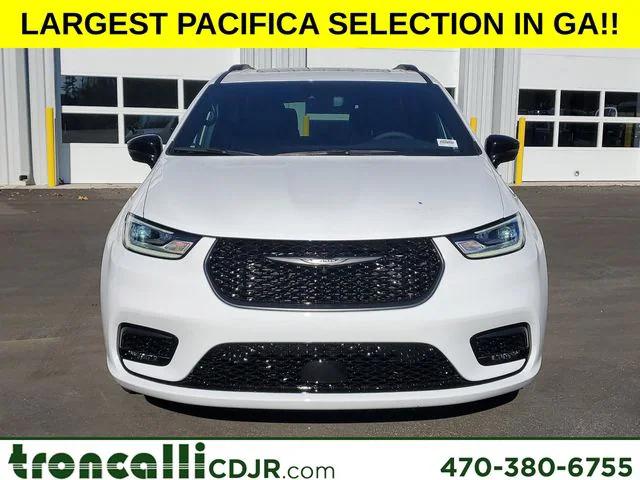 2025 Chrysler Pacifica Hybrid PACIFICA PLUG-IN HYBRID S APPEARANCE