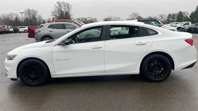 Used 2018 Chevrolet Malibu For Sale in Waterford Twp, MI