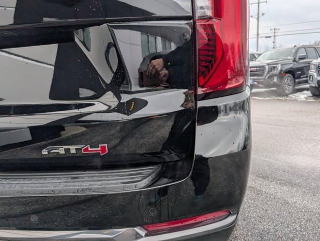 2025 GMC Yukon 4WD AT4