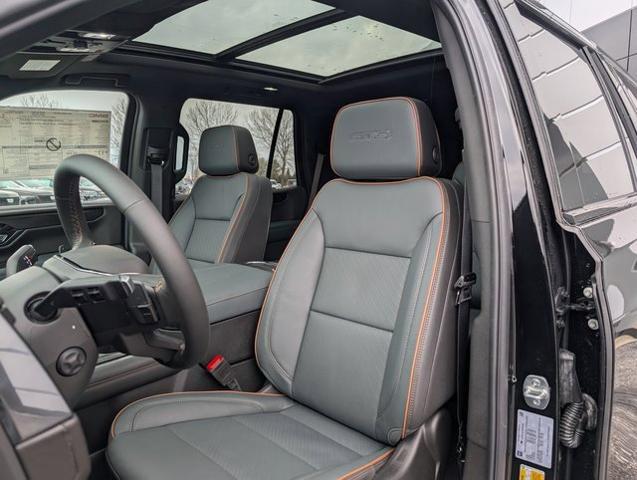 2025 GMC Yukon 4WD AT4