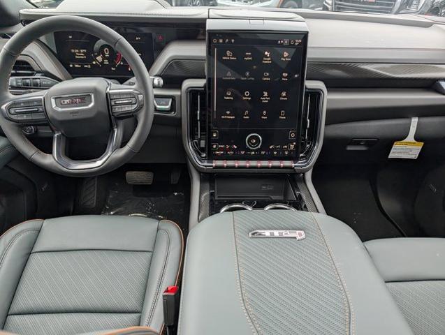 2025 GMC Yukon 4WD AT4