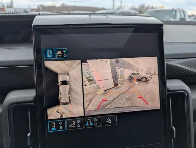 2025 GMC Yukon 4WD AT4