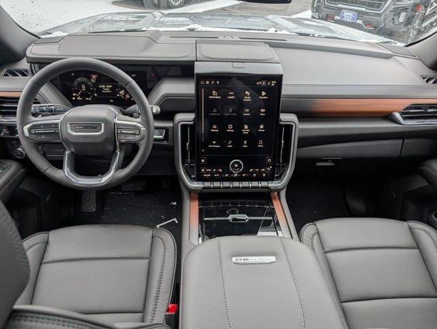 2025 GMC Yukon 4WD Denali