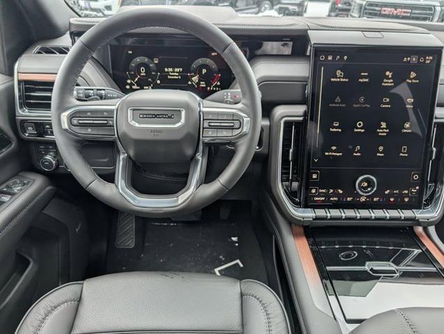 2025 GMC Yukon 4WD Denali