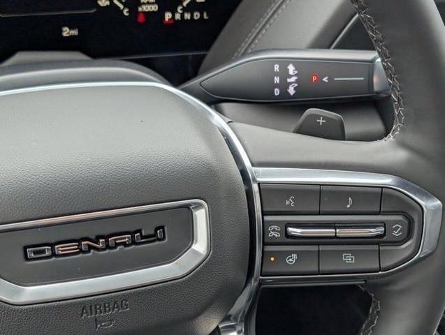 2025 GMC Yukon 4WD Denali