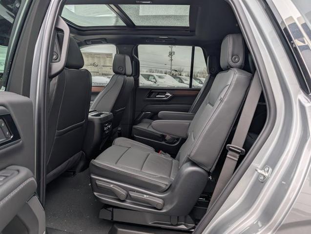 2025 GMC Yukon 4WD Denali