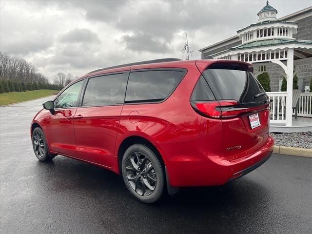 2025 Chrysler Pacifica PACIFICA LIMITED AWD