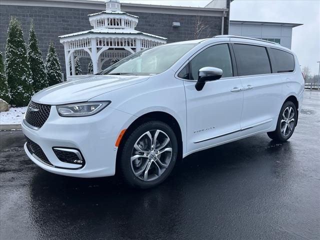 2025 Chrysler Pacifica PACIFICA PINNACLE AWD