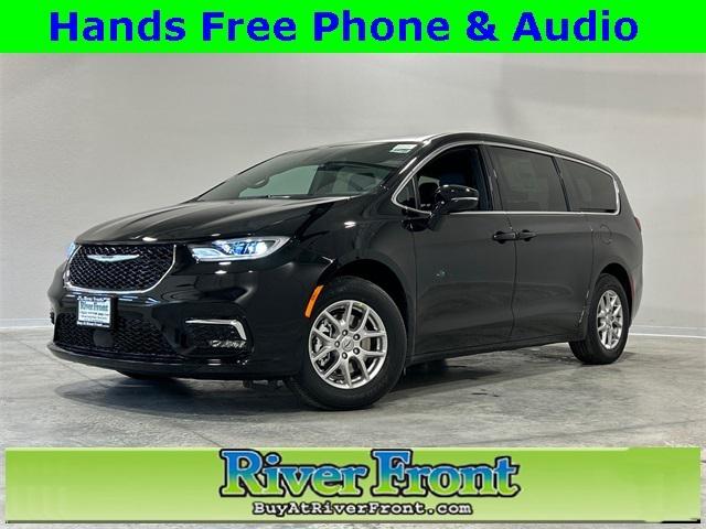 2025 Chrysler Pacifica PACIFICA SELECT