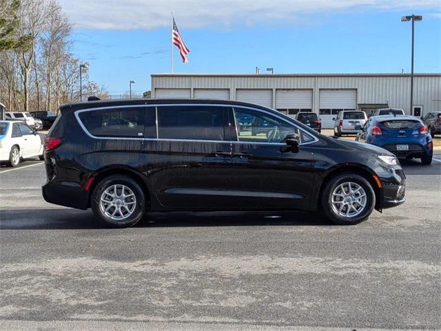 2025 Chrysler Pacifica PACIFICA SELECT