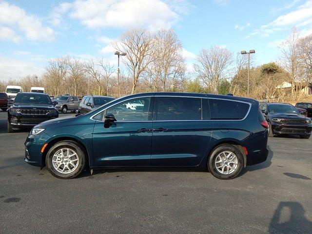 2025 Chrysler Pacifica PACIFICA SELECT