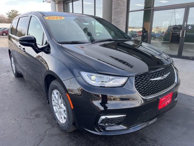 2025 Chrysler Pacifica PACIFICA SELECT