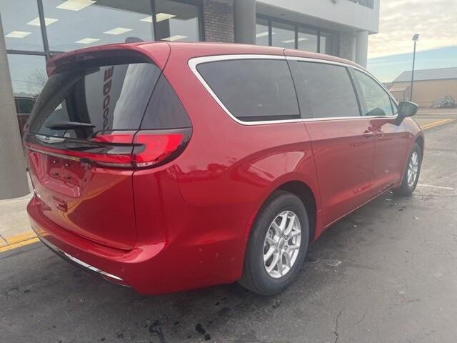 2025 Chrysler Pacifica PACIFICA SELECT