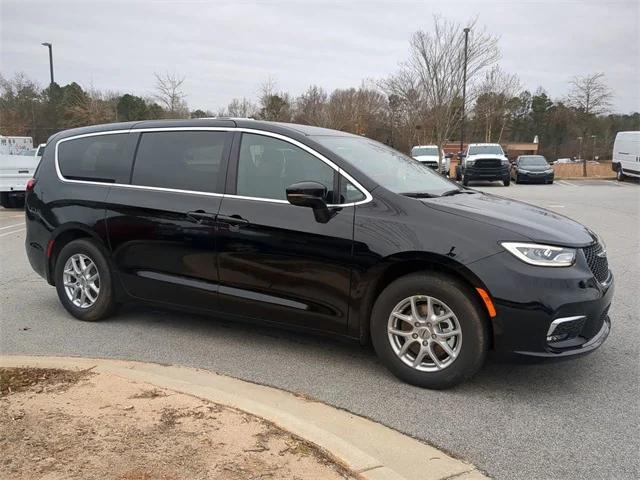 2025 Chrysler Pacifica PACIFICA SELECT