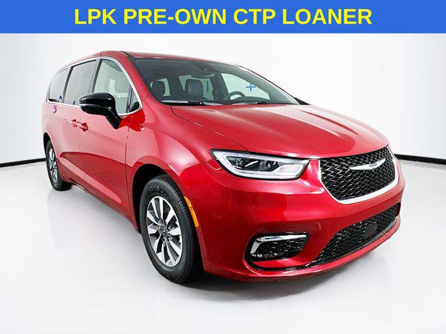 2025 Chrysler Pacifica Hybrid PACIFICA PLUG-IN HYBRID SELECT