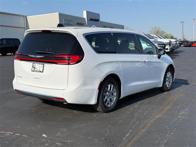 2025 Chrysler Pacifica PACIFICA SELECT