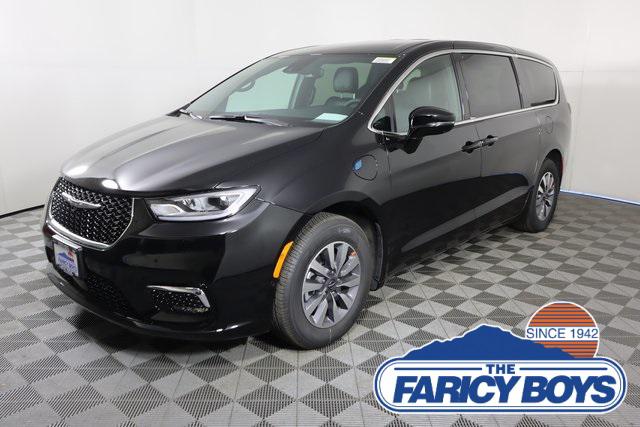 2025 Chrysler Pacifica Hybrid PACIFICA PLUG-IN HYBRID SELECT