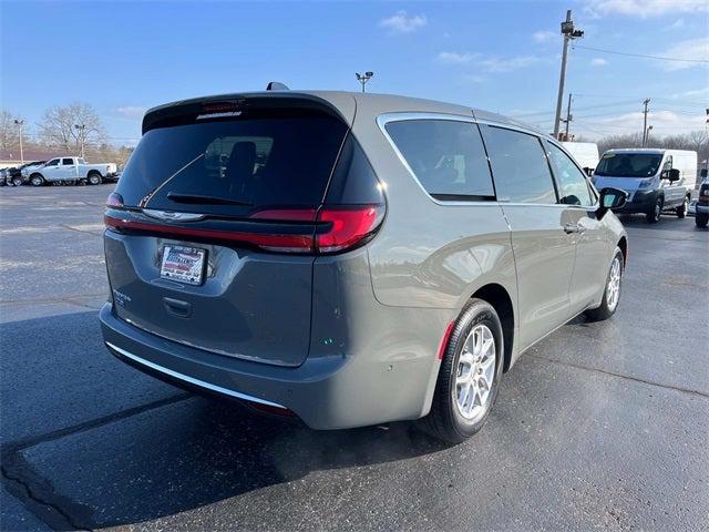 2025 Chrysler Pacifica PACIFICA SELECT