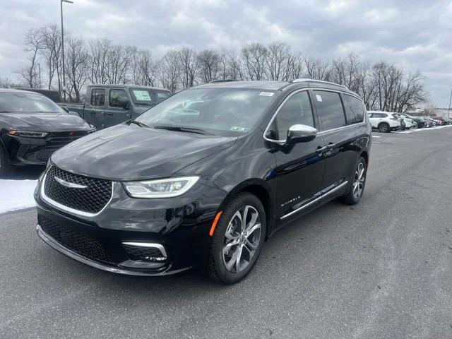 2025 Chrysler Pacifica PACIFICA PINNACLE