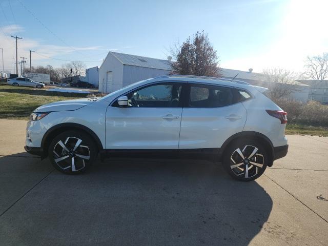 2022 Nissan Rogue Sport SL AWD Xtronic CVT