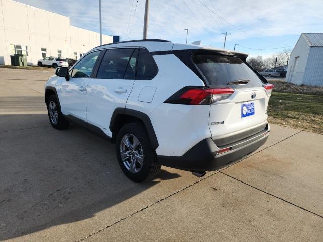 2024 Toyota RAV4 Hybrid XLE