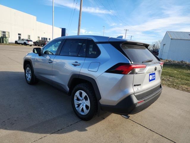 2023 Toyota RAV4 LE