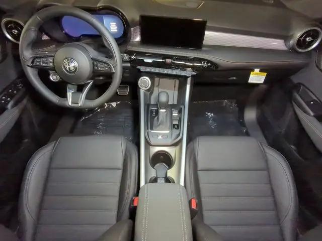 2025 Alfa Romeo Tonale Hybrid Standard
