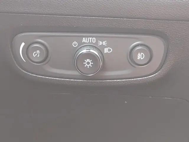 2023 Buick Encore GX Essence FWD