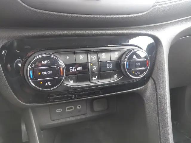 2023 Buick Encore GX Essence FWD