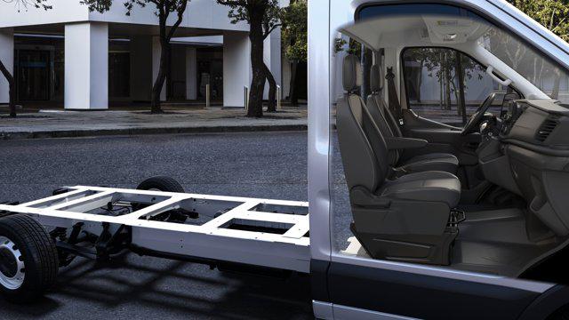 2024 Ford Transit Cutaway Base