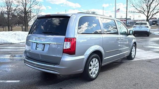 2015 Chrysler Town and Country Touring 2015 Chrysler Town and Country Touring
