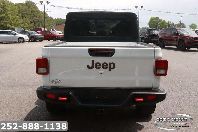 2023 Jeep Gladiator Sport