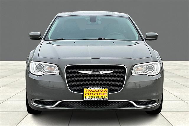 2018 Chrysler 300 Touring L