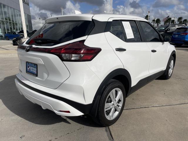 2023 Nissan Kicks S Xtronic CVT