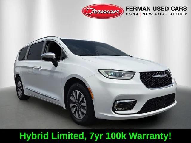 2023 Chrysler Pacifica Hybrid Limited for sale in New Port Richey, FL
