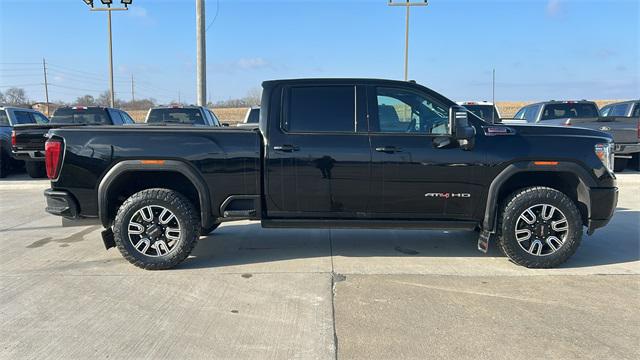 2023 GMC Sierra 3500HD 4WD Crew Cab Standard Bed AT4