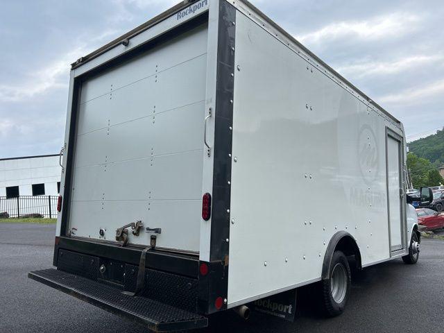 2022 Chevrolet Express Cutaway Work Van