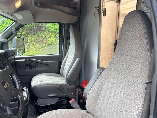 2022 Chevrolet Express Cutaway Work Van