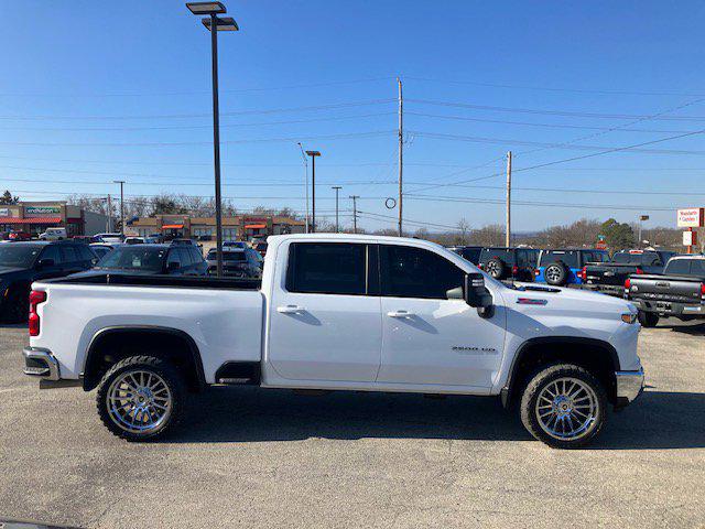 2024 Chevrolet Silverado 2500HD 4WD Crew Cab Standard Bed LT