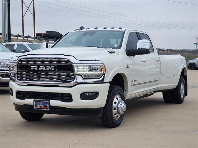 2024 RAM Ram 3500 RAM 3500 LIMITED CREW CAB 4X4 8 BOX