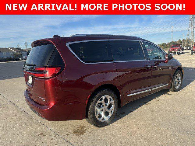 2021 Chrysler Pacifica Limited AWD